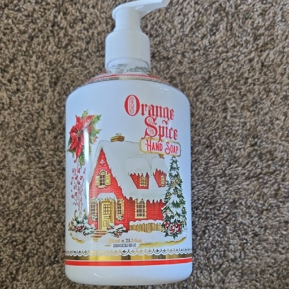Bed Bath & Beyond Orange Spice Hand Soap - Red and White